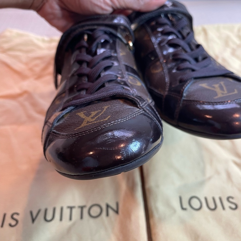 Authentic Louis Vuitton monogram Globe Trotter Brown Sneakers - Picture 5 of 9